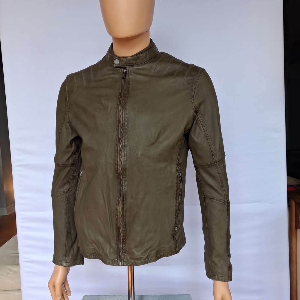 Lamode olive green slim-fit light weight leather jacket Small.